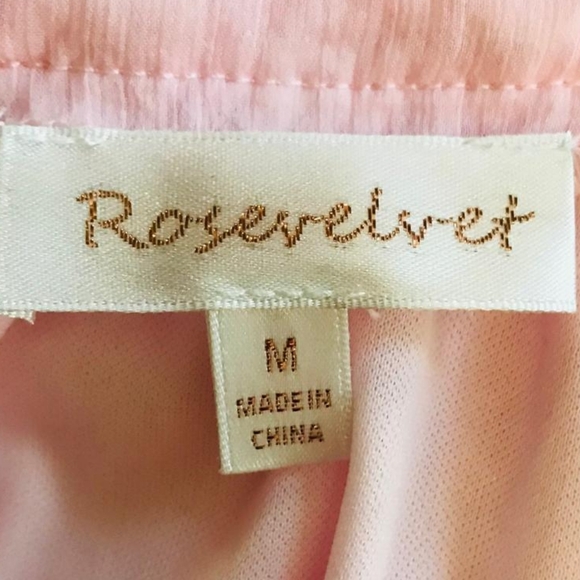 Rosevelvet Pink Lace Mini Dress Long Sleeve Cutout Ruffle Hem Size M - Picture 3 of 9